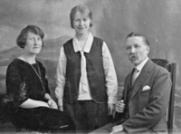 Walter and Ruth James with daughter Norah